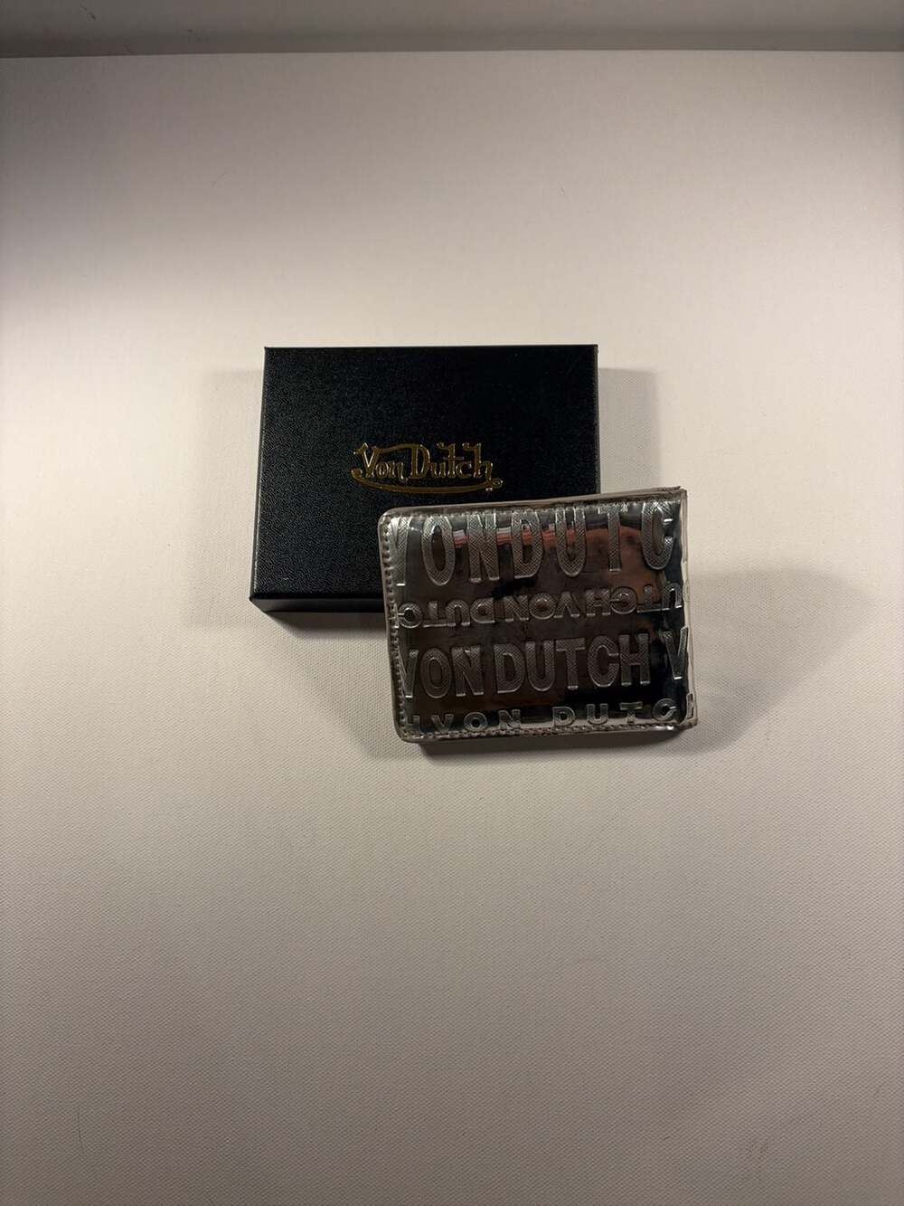Von Dutch Mirror Logo Bi-Fold Wallet Silver Reflective